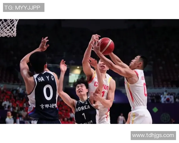 中韩男篮大战来了，2场世预赛时刻确认，周琦很顶，郭士强要2连胜